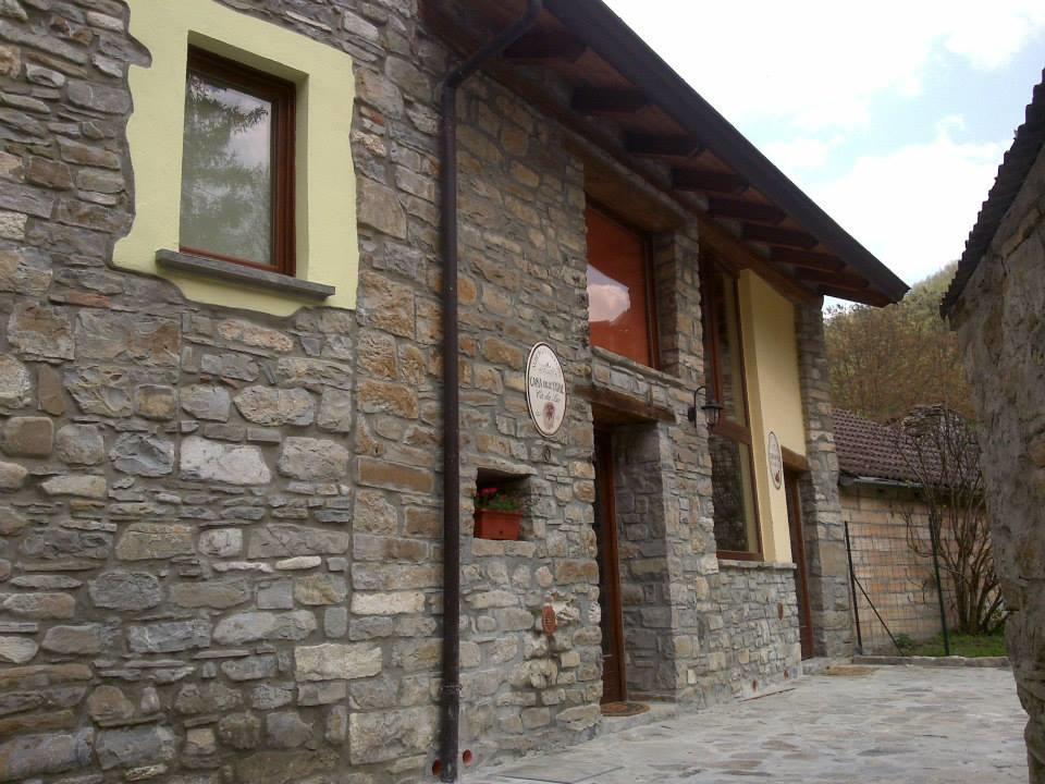 Albergo Diffuso Casa Delle Favole Ferriere Exterior foto